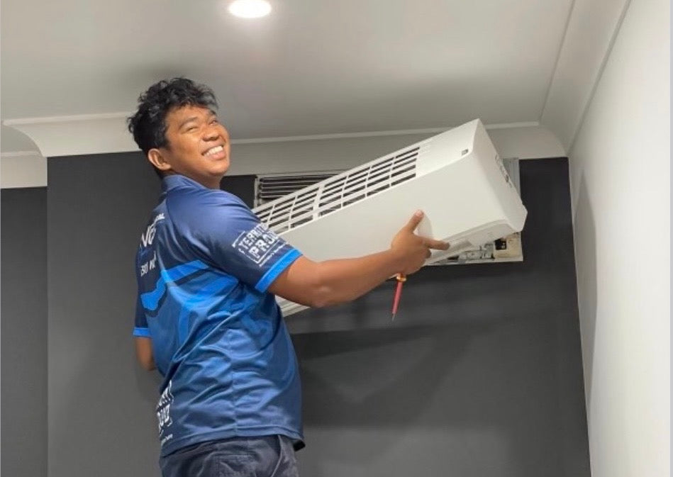 Split System Air Conditioning Professional Clean